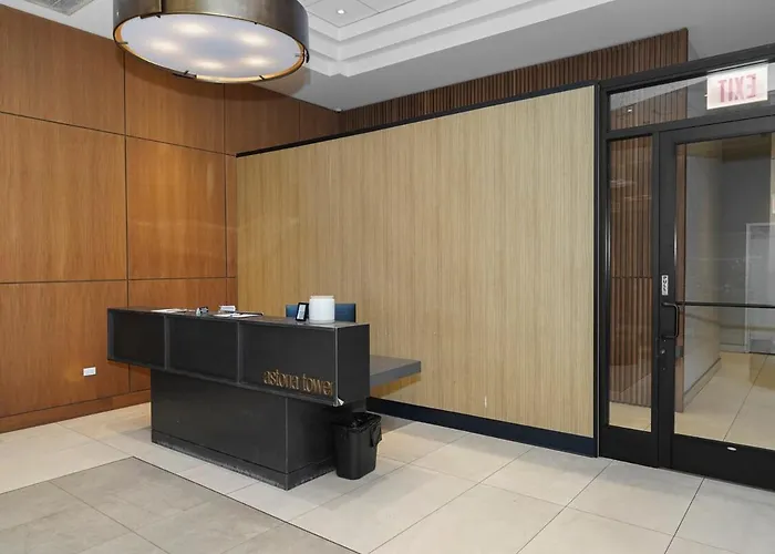 21st Floor Skyline 2br Near Grant Park & Field Museum * Chicago