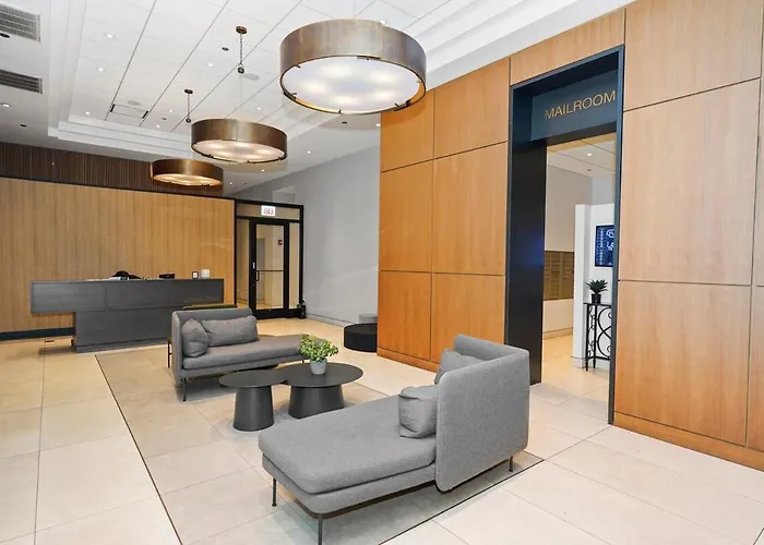 21st Floor Skyline 2br Near Grant Park & Field Museum Chicago